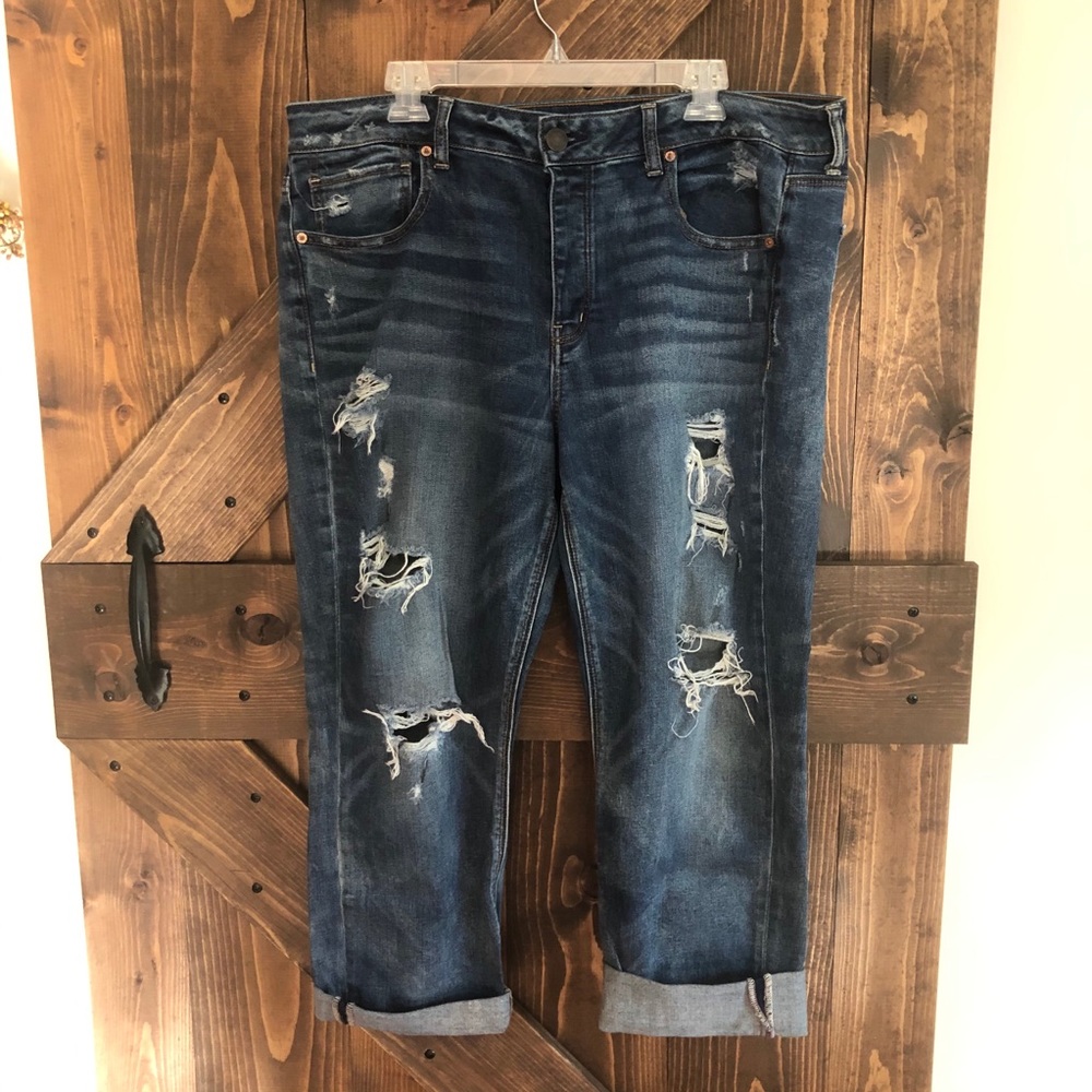 American Eagle Tomgirl Jeans